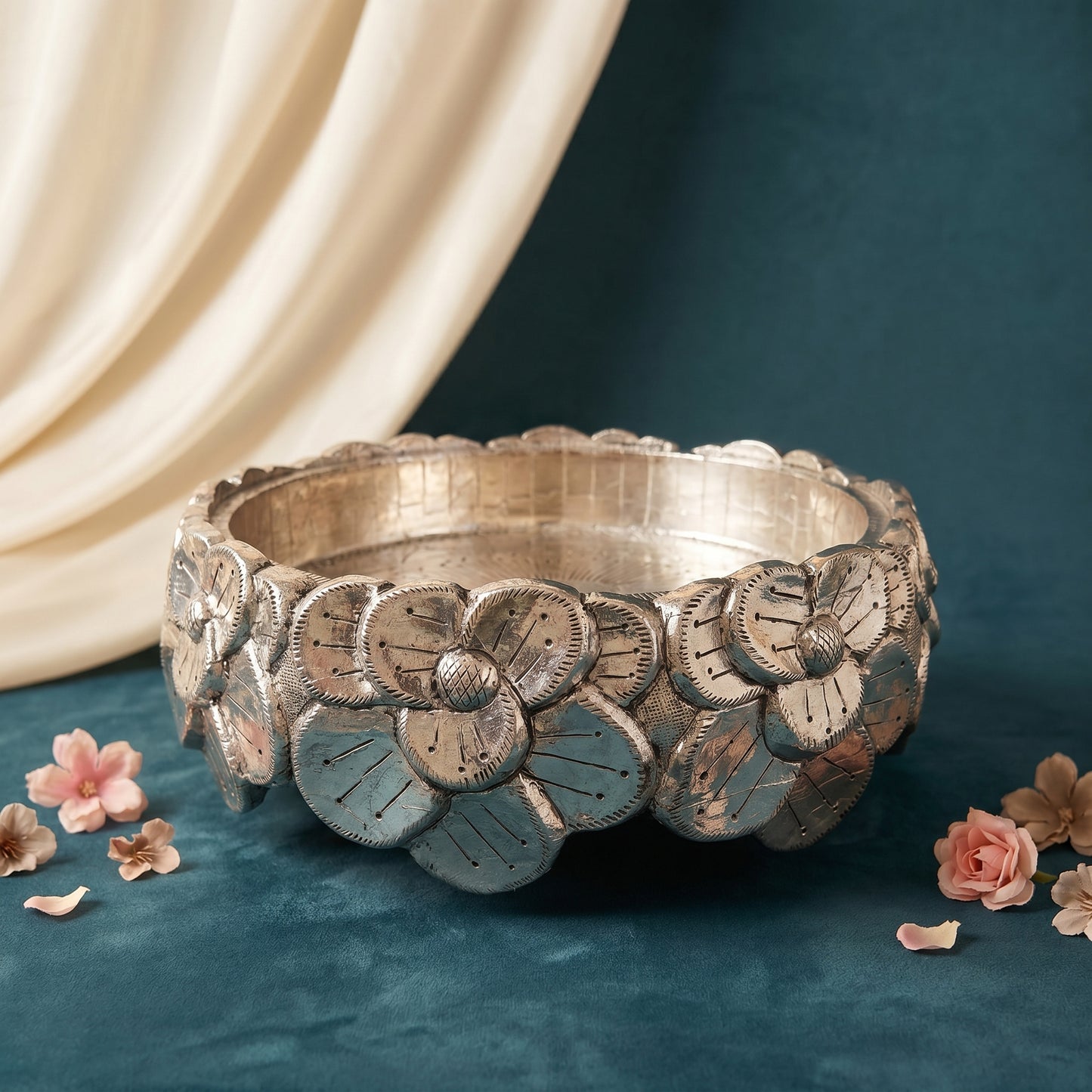 Silver Floral Urli
