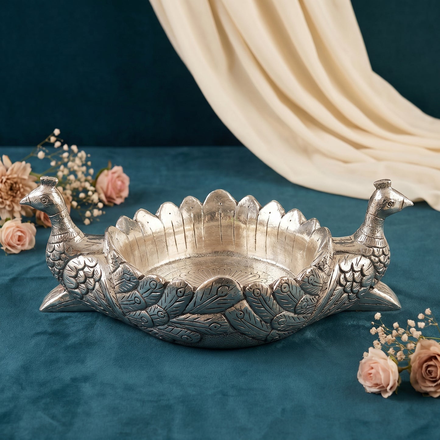 Silver Dual Peacock Urli